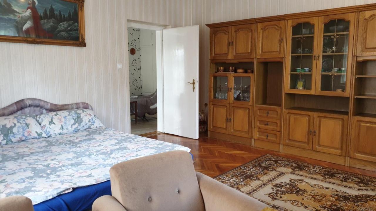 Ilona Apartmanok Balatonboglar Exterior photo